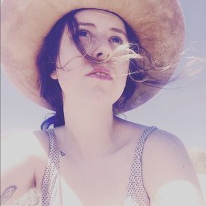 Meet your Posher, Chelsea